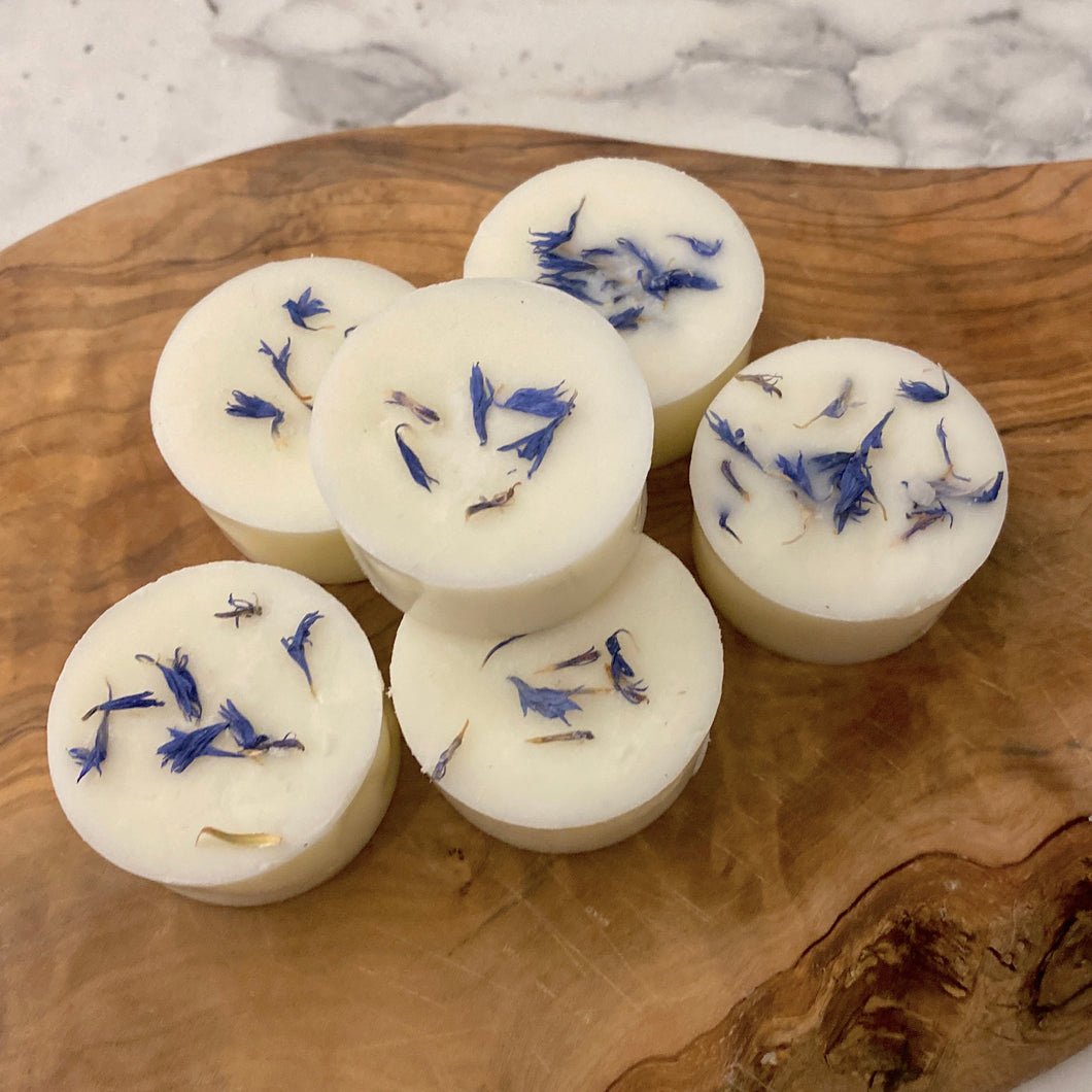 Hand-poured deluxe wax melts - Bluebell Walk