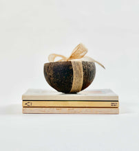 Load image into Gallery viewer, Coconut bowl candle - rosewood &amp; coconut cream fragrance
