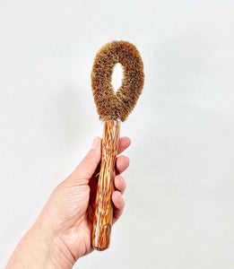 Natural coconut wood and husk rounded cleaning brush