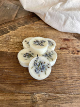 Load image into Gallery viewer, huski home natural handmade eco friendly soy wax melts lavender rosemary
