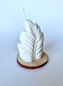 Large Feather Sculpted Candle